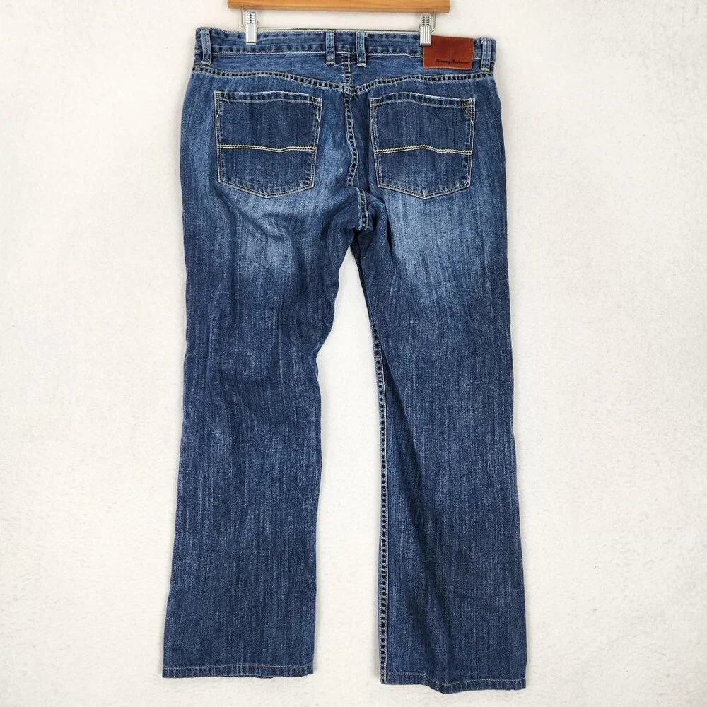 Tommy Bahama Jeans Men 38x32 Blue Standard Straight Leg Cotton Denim Medium Wash